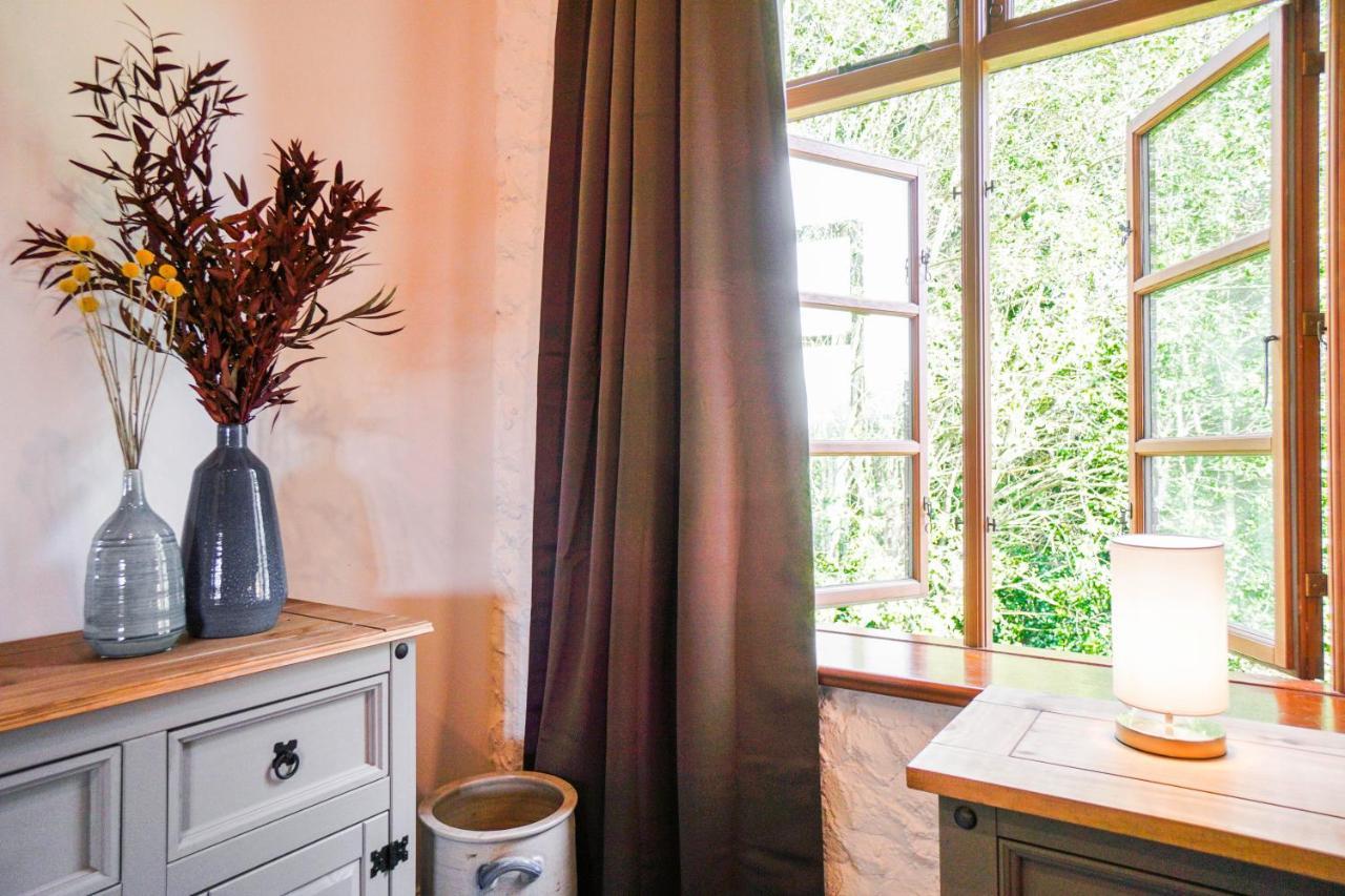 Ruhe Unter Reet-Haus Mit Sauna, Whirlpool Und Kamin Gnarrenburg Zewnętrze zdjęcie